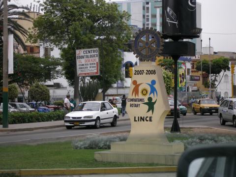 PC040002