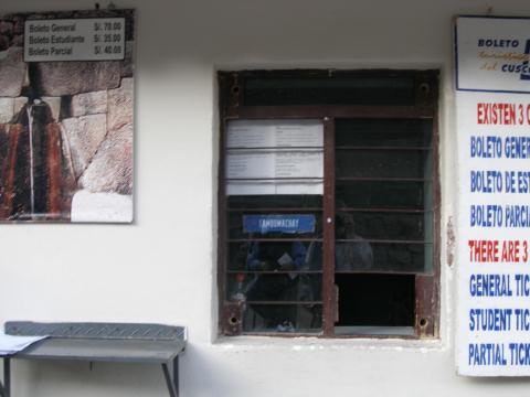 PC050038