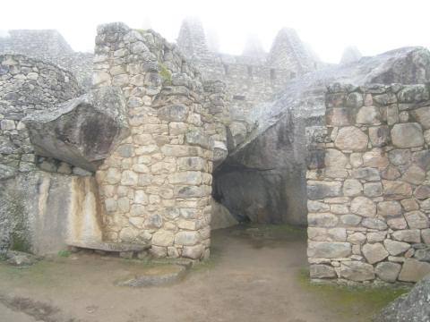 PC080027